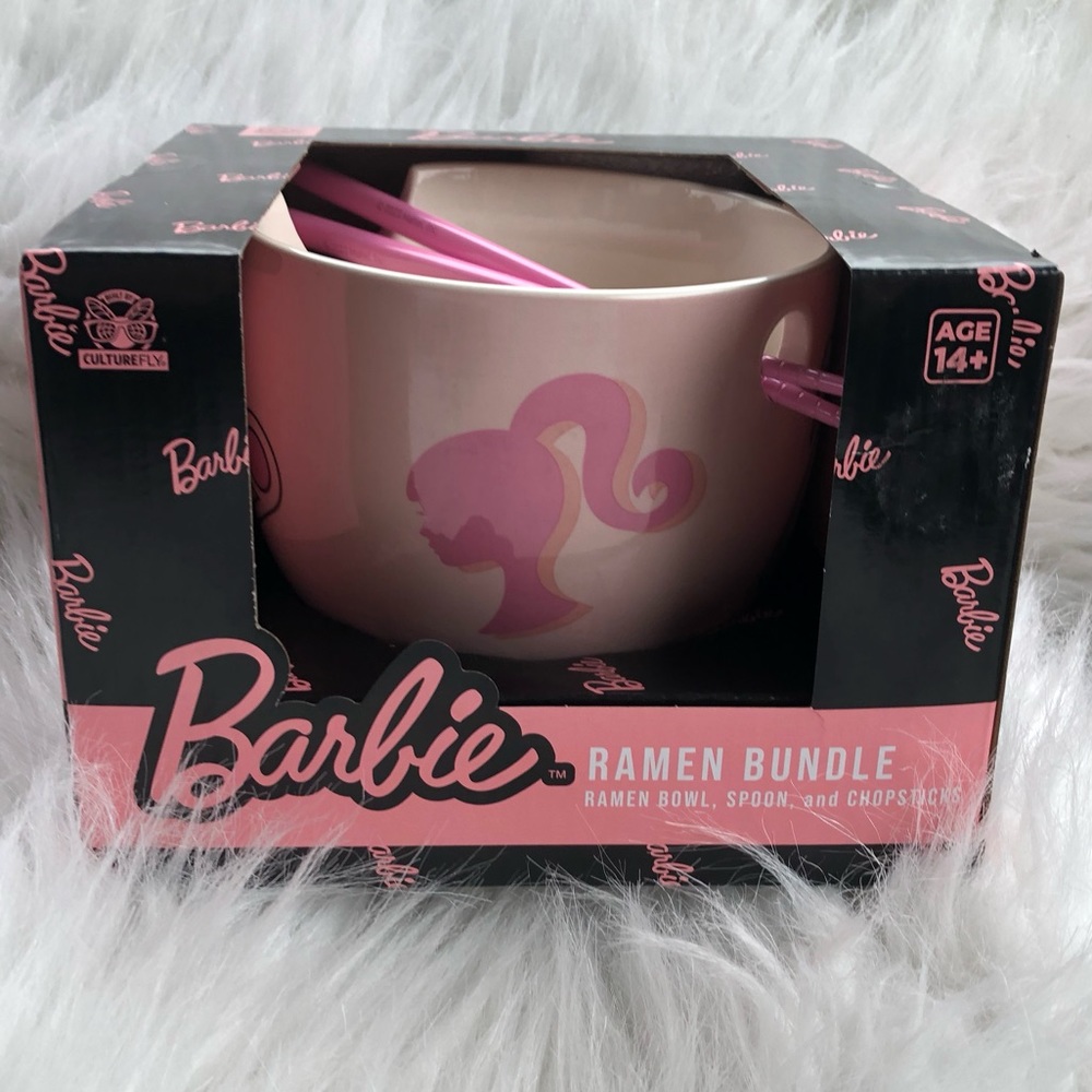 Adorable human-size Barbie bowl!